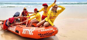 Point Lookout SLSC volunteers at the beach