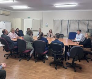 Henry Pike MP meeting with local NDIS providers at the Redlands Chamber of Commerce NDIS Provider Forum