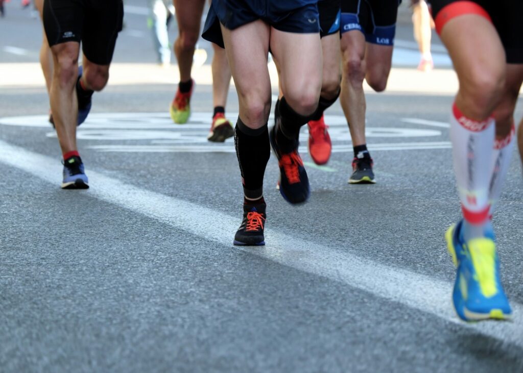 [https://unsplash.com/photos/people-running-on-gray-asphalt-road-during-daytime-Y0woUmyxGrw?utm_source=unsplash&utm_medium=referral&utm_content=creditShareLink](https://unsplash.com/photos/people-running-on-gray-asphalt-road-during-daytime-Y0woUmyxGrw?utm_source=unsplash\&utm_medium=referral\&utm_content=creditShareLink)